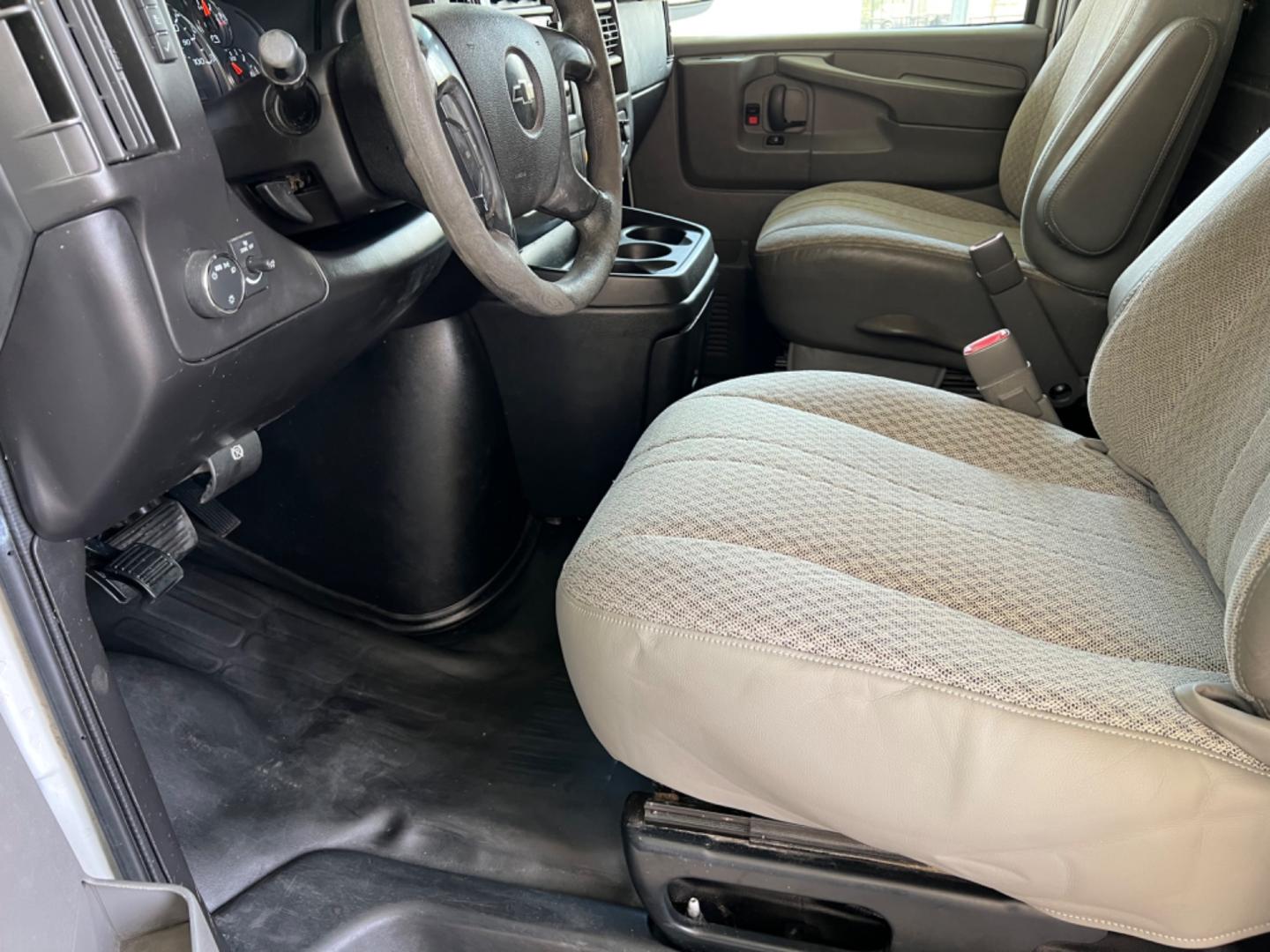 2013 White /Gray Chevrolet Express (1GCWGFCA0D1) with an 4.8 V8 engine, Automatic transmission, located at 4520 Airline Hwy, Baton Rouge, LA, 70805, (225) 357-1497, 30.509325, -91.145432 - 2013 Chevy Express 2500 Cargo Van 4.8 V8 Gas, 250K Miles, Power Windows & Locks. NO IN HOUSE FINANCING. FOR INFO PLEASE CONTACT JEFF AT 225 357-1497 CHECK OUT OUR A+ RATING WITH THE BETTER BUSINESS BUREAU WE HAVE BEEN A FAMILY OWNED AND OPERATED BUSINESS AT THE SAME LOCATION FOR OVER 45 YEARS. WE S - Photo#8